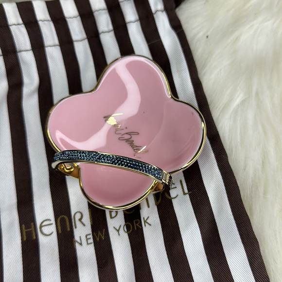 RESERVED HENRI BENDEL BRACELET BUNDLE - Picture 10 of 16